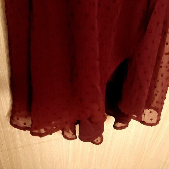 Lulus Red Maroon Womens Swiss Dot Short Sleeve Wrap Midi Dress Medium - Picture 8 of 10